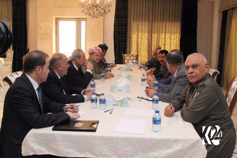 بارزانی لەگەڵ سەركردایەتی یەكێتی لە كۆبوونەوەدایە